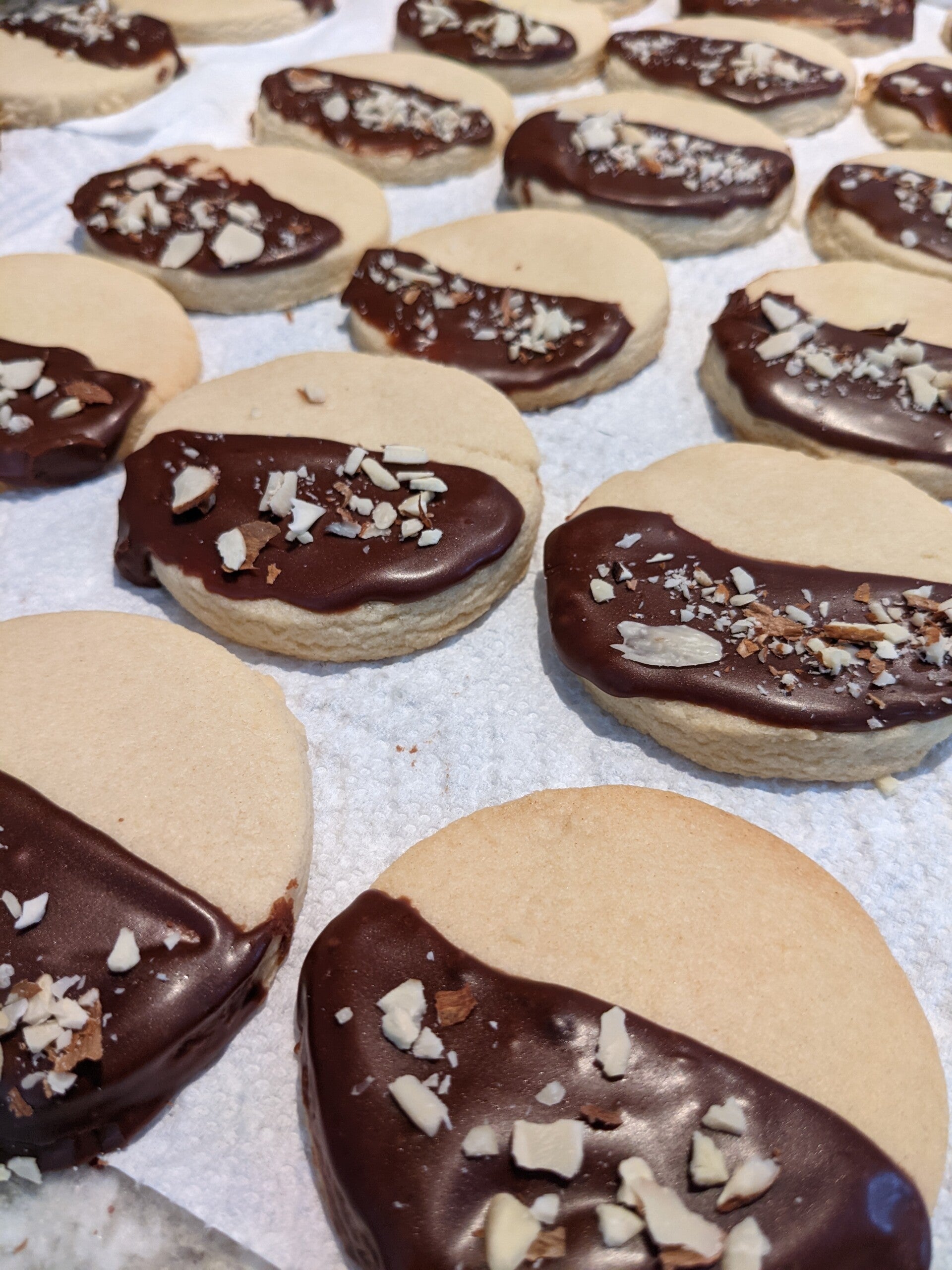 Vanilla Almond Sugar Cookies