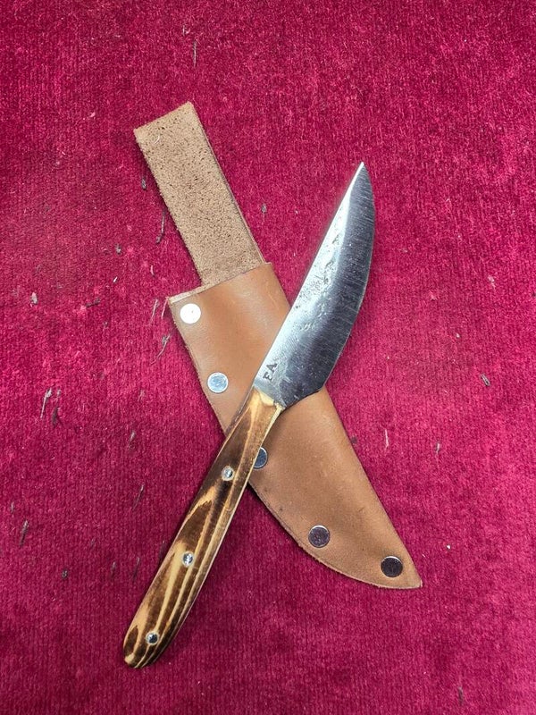 Couteau forgé #577