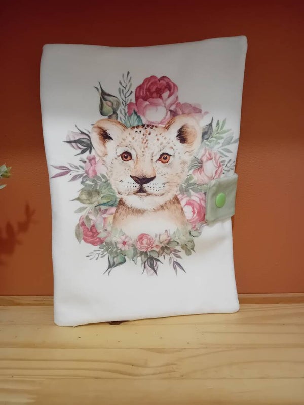 Protège carnet de santé Lion