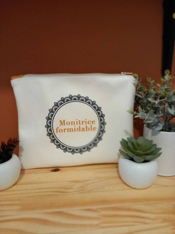 Pochette plate Monitrice