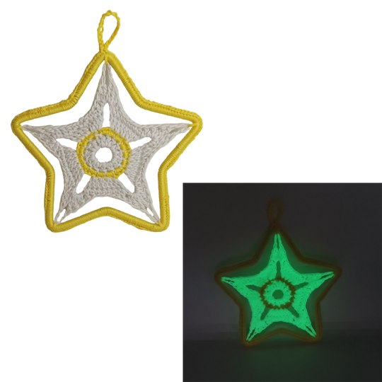 Digitaal haakpatroon Glowing Kerstster - raamhanger/muurhanger
