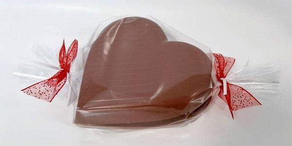 Hart opgevuld met heerlijke pralines ENKEL AFHALING