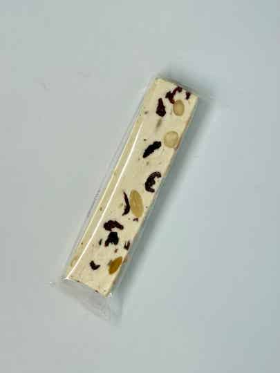 Zachte nougat met veenbessen
