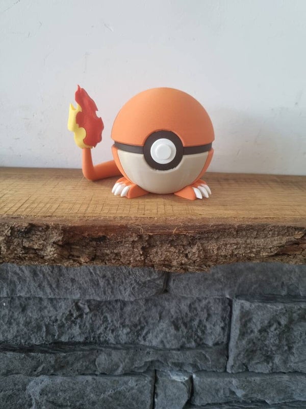 Charmander - pokeball
