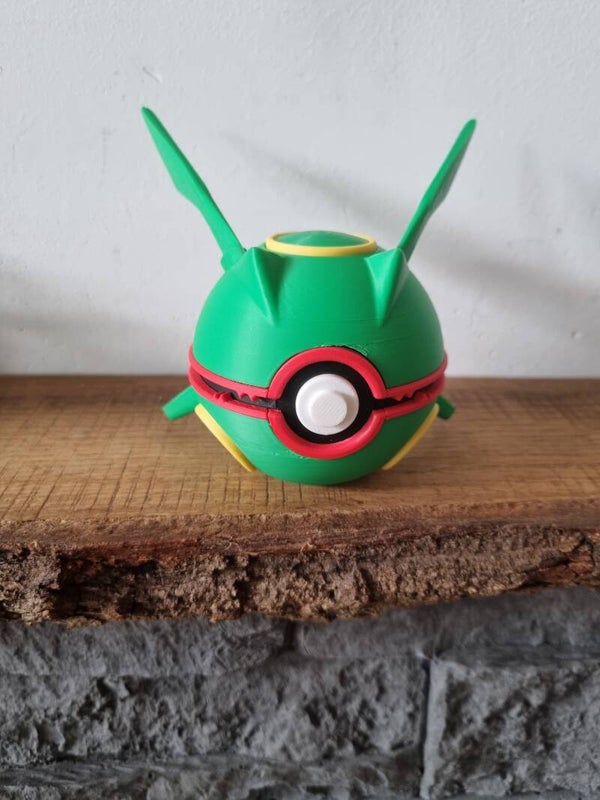 Rayquaza - pokeball
