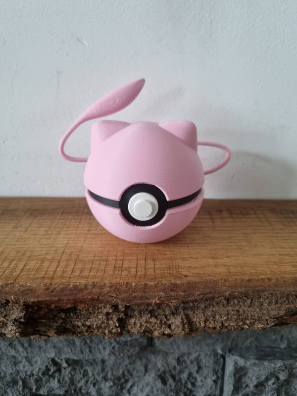 Roze mew - pokeball