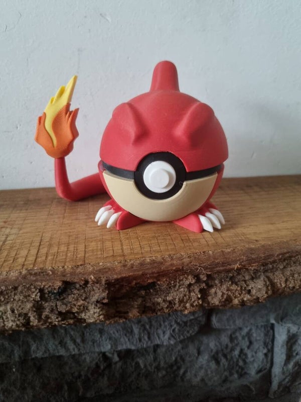 Charmeleon  - pokeball