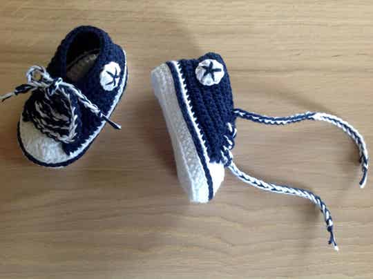 babysneakers donkerblauw - wit