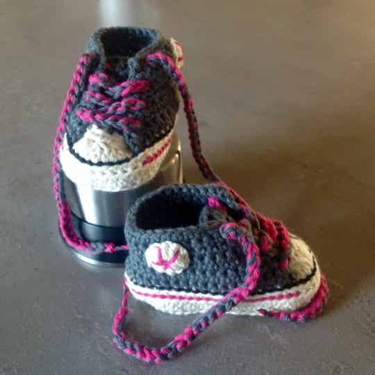 babysneakers grijs - roze