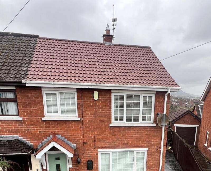 roof cleaning in bracknell