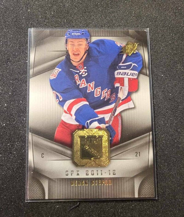 Derek Stepan