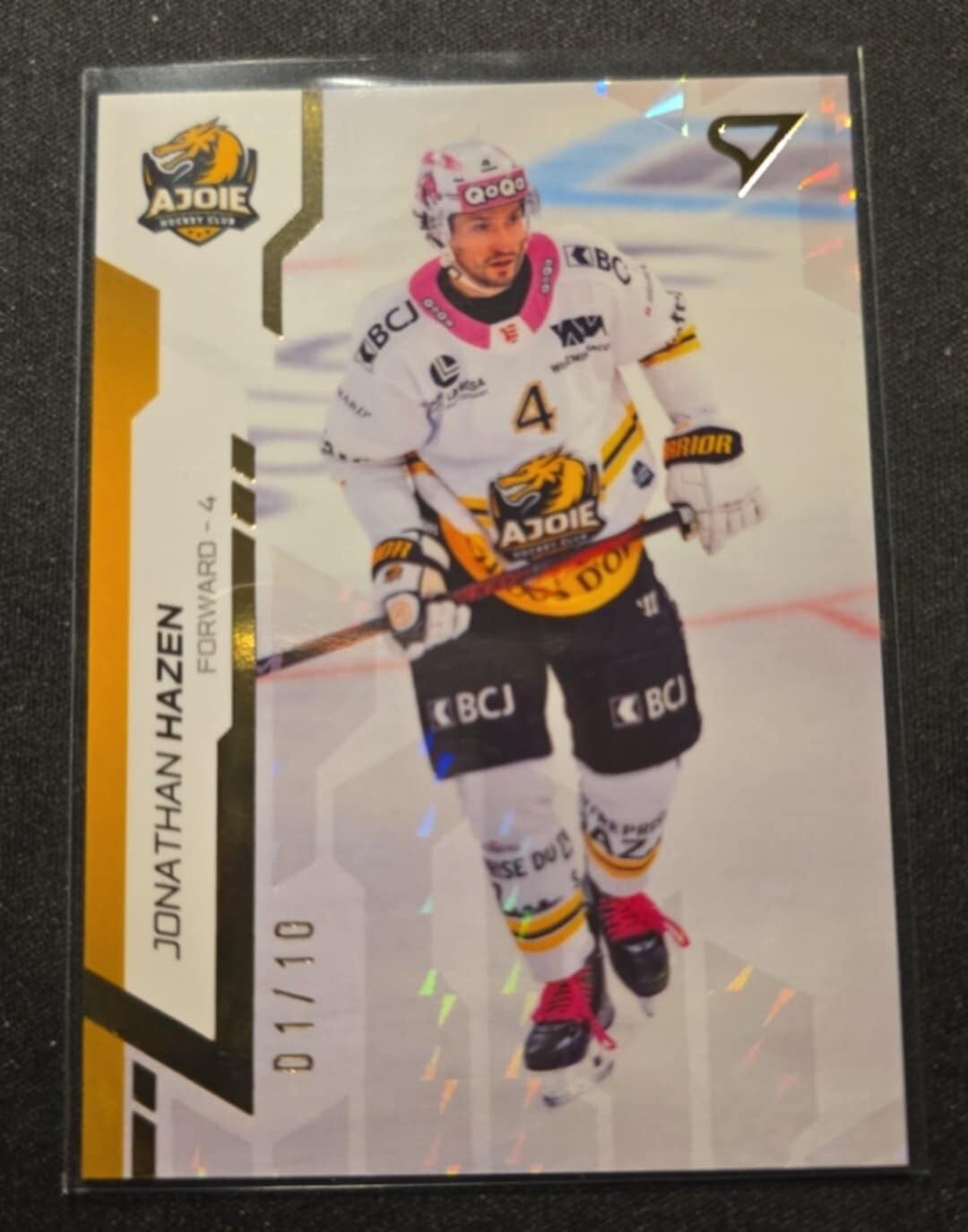 Jonathan Hazen. 01/10