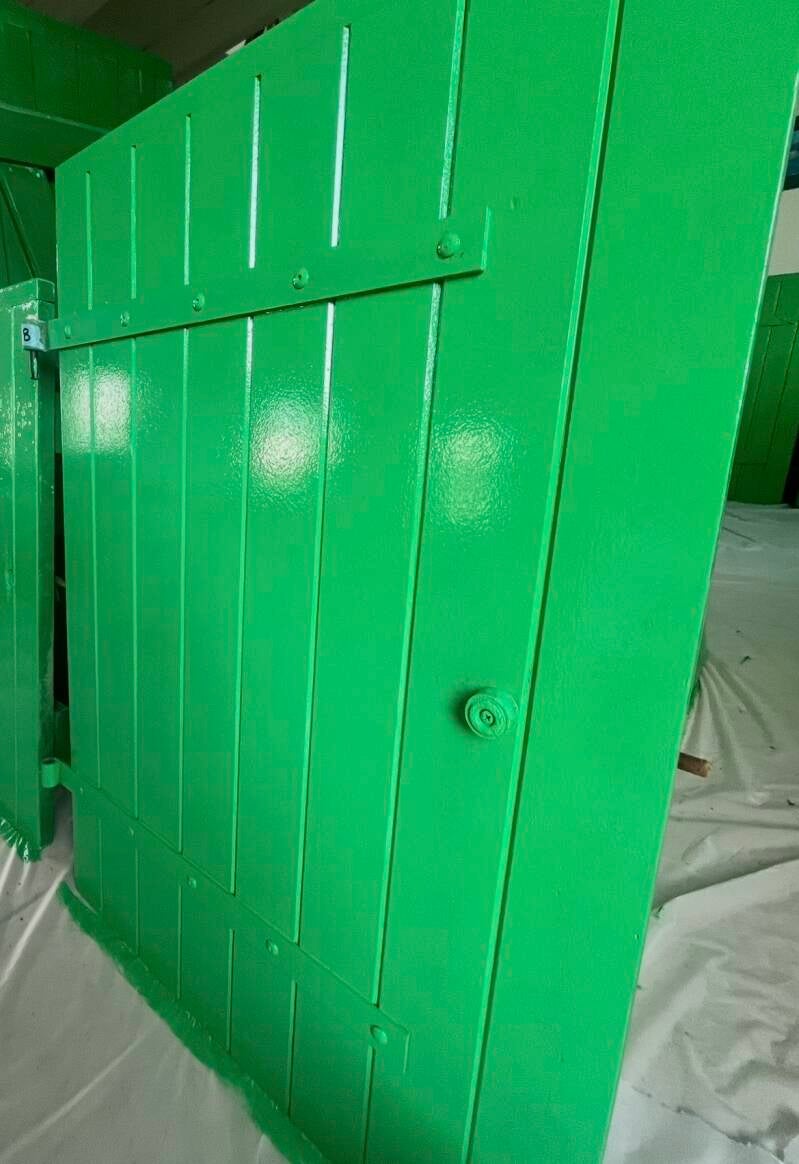 Peinture volets à belle ile en mer