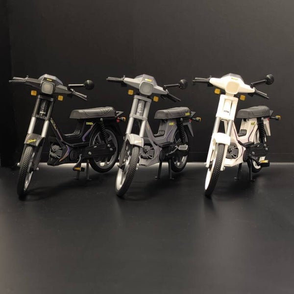 DERBI VARIANT START ELECTRIC MAQUETA A ESCALA 1/10