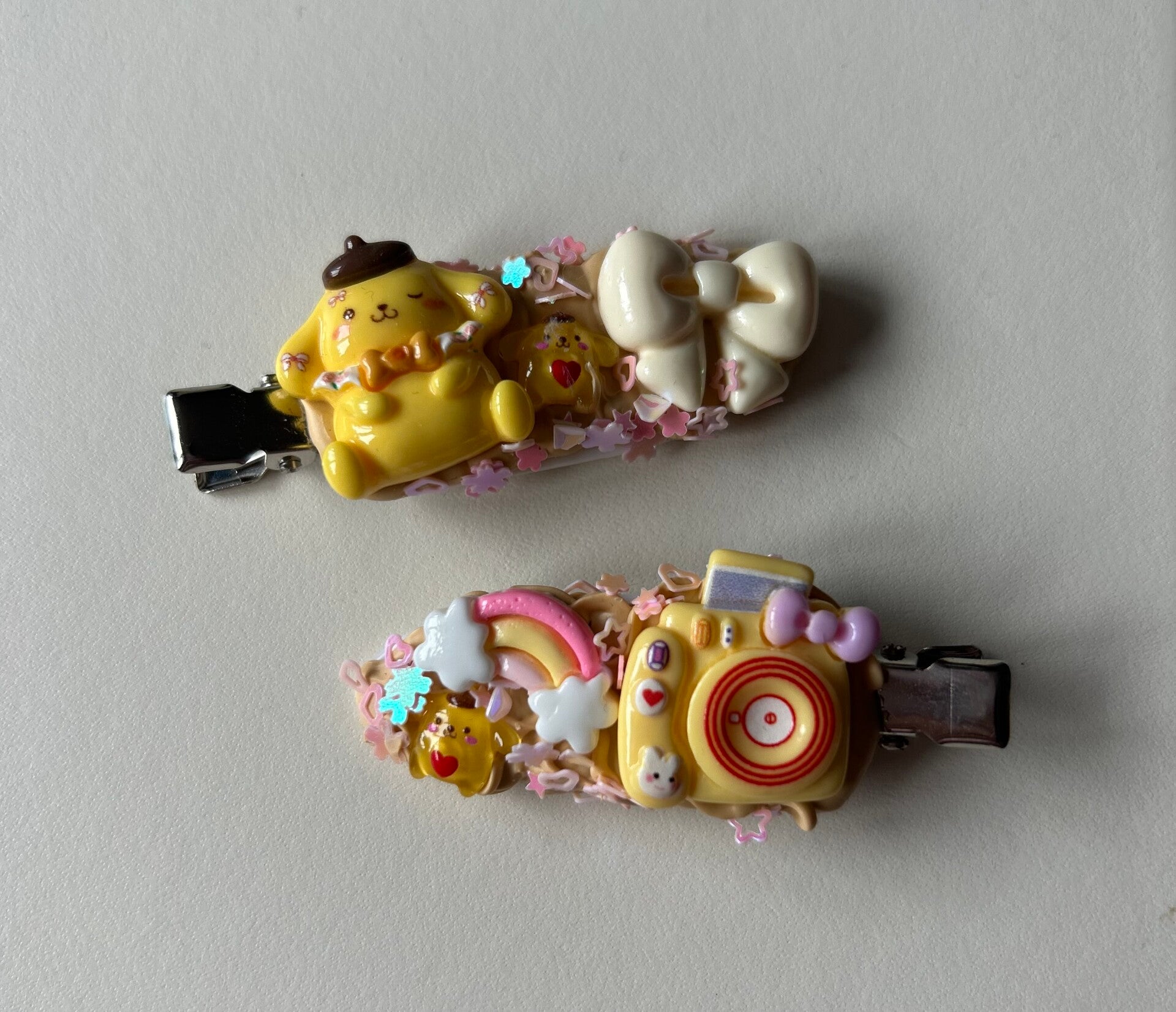 Pompompurin hair clips (one pair)