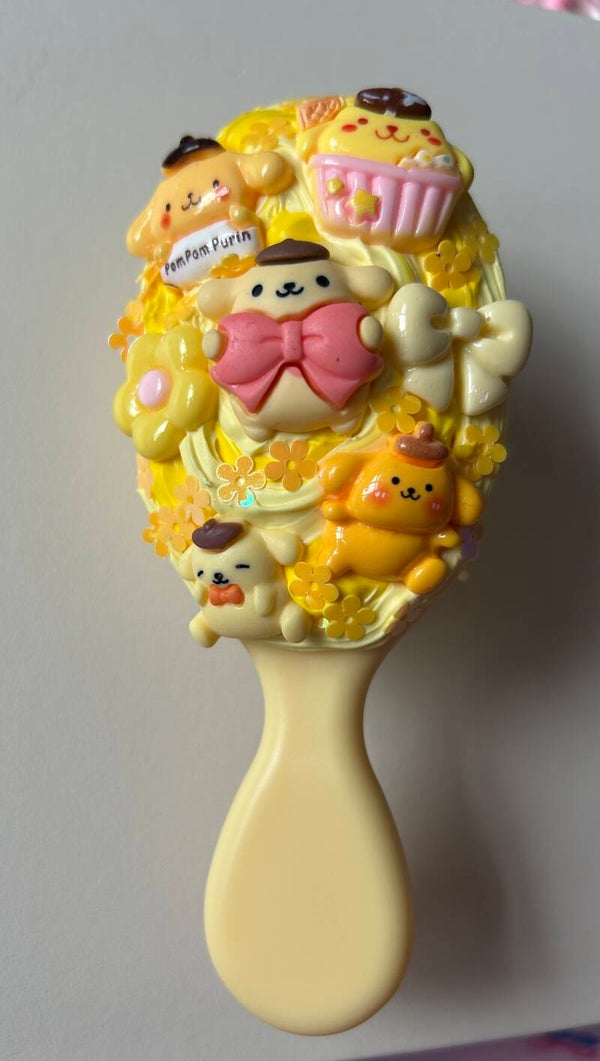 Pompompurin mini hair brush