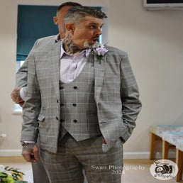 Groom's excited - Brookfield's