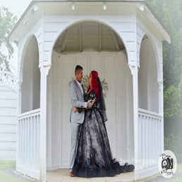 Charlotte & Neil - solo couple shot