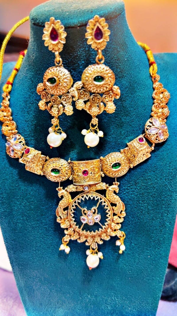 Gold plated necklace 2