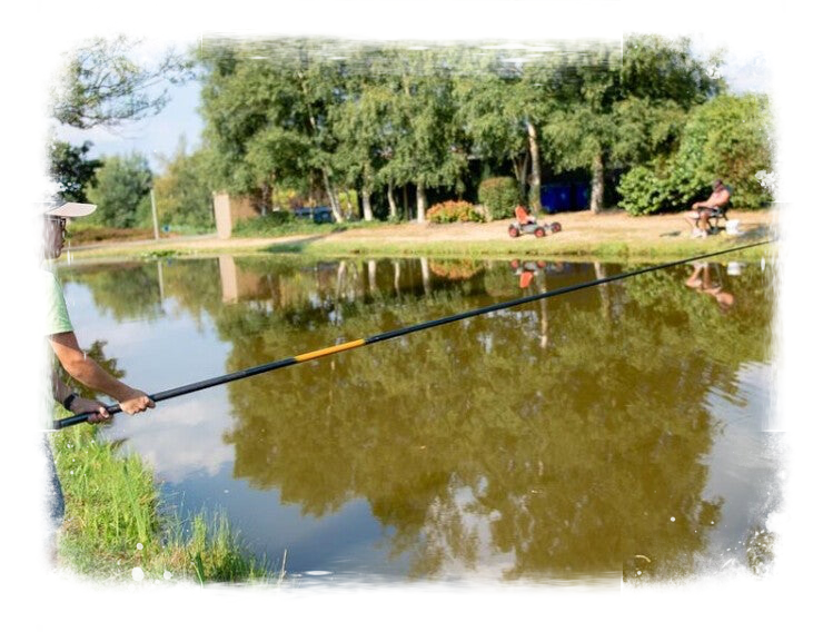 Weerribben vakantievilla visvijver.jpg