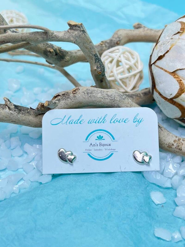 Oorbellen: stekers hartjes