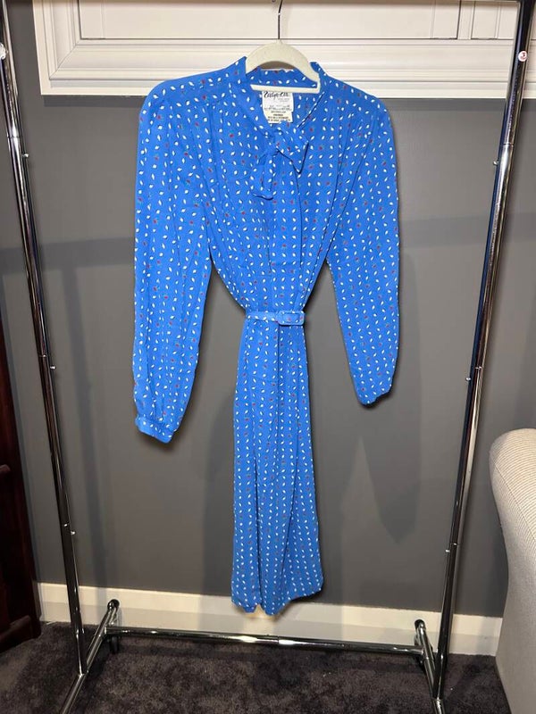 Evelyn Eve blue day dress