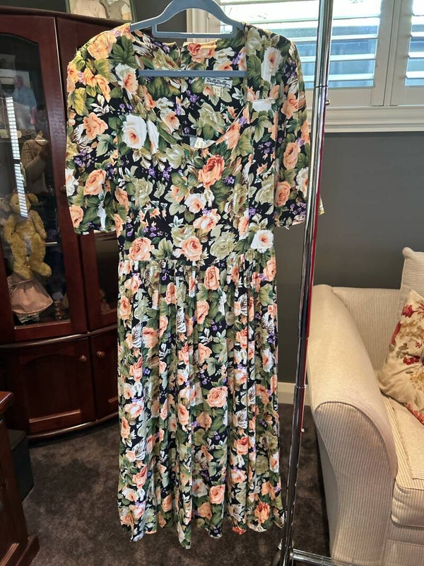 Vintage Treasure Dolly Dolly floral dress