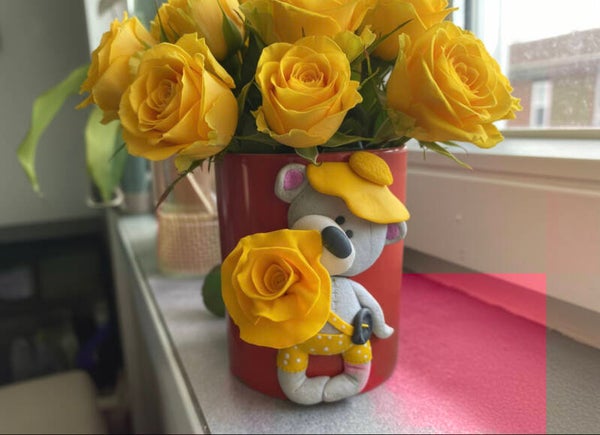 Mug Fimo-Un Ourson t'offre une Rose