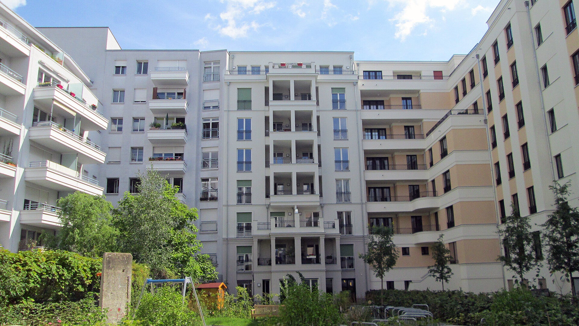 Mehrfamilienhaus in Berlin – Objektbetreuung für Wohnanlagen und WEGs