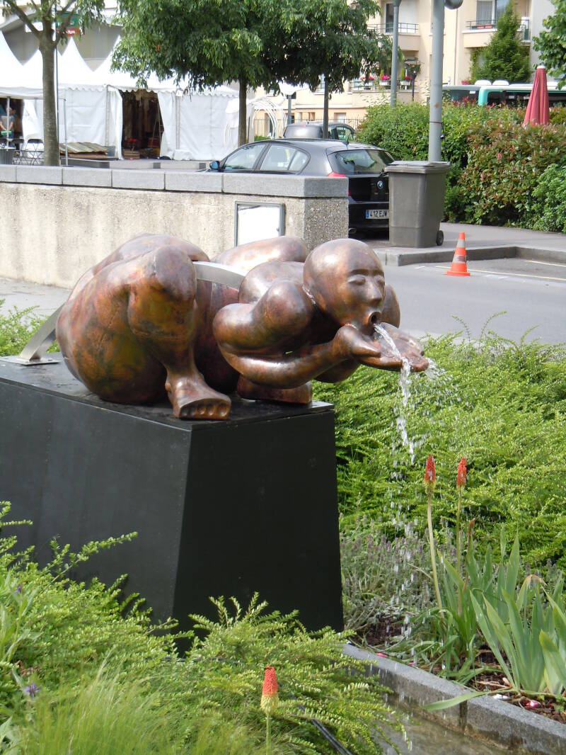 Gargouille, fontaine de Laurent Depierre