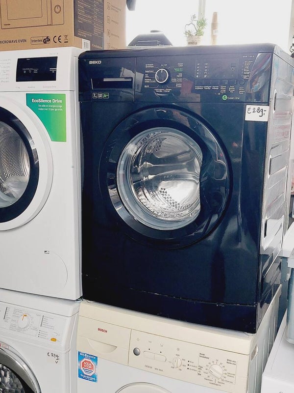 Zwartkleurig wasmachine  7kg inhoud