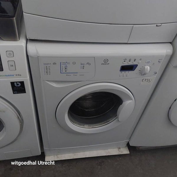 6kg wasmachine  Indesit met display