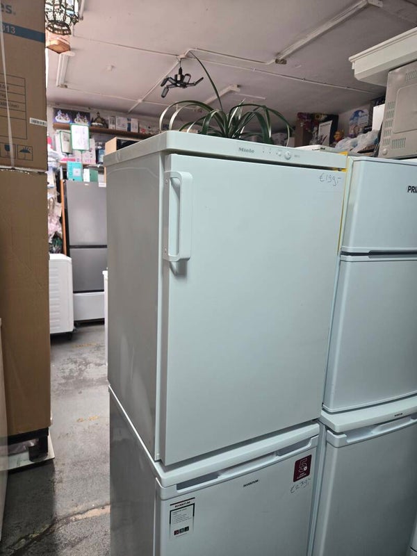 Gereviseerd  tafelmodel vriezer  miele
