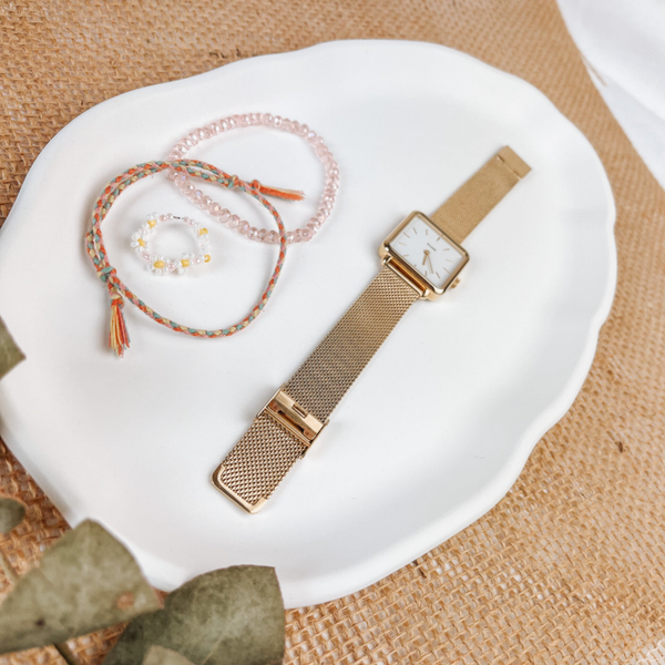 Großes gewelltes Tablett