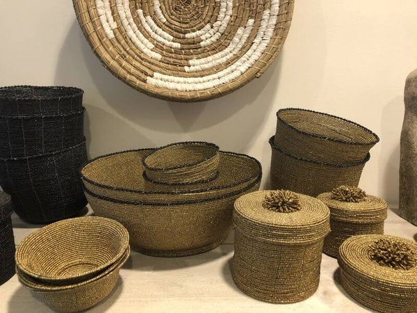 Fruit Bowl.  2 colors.  FREE DELIVERY ! GRATIS LEVERING !