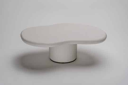 Bijzettafel "Dune" organische vorm 75 cm X 54 cm