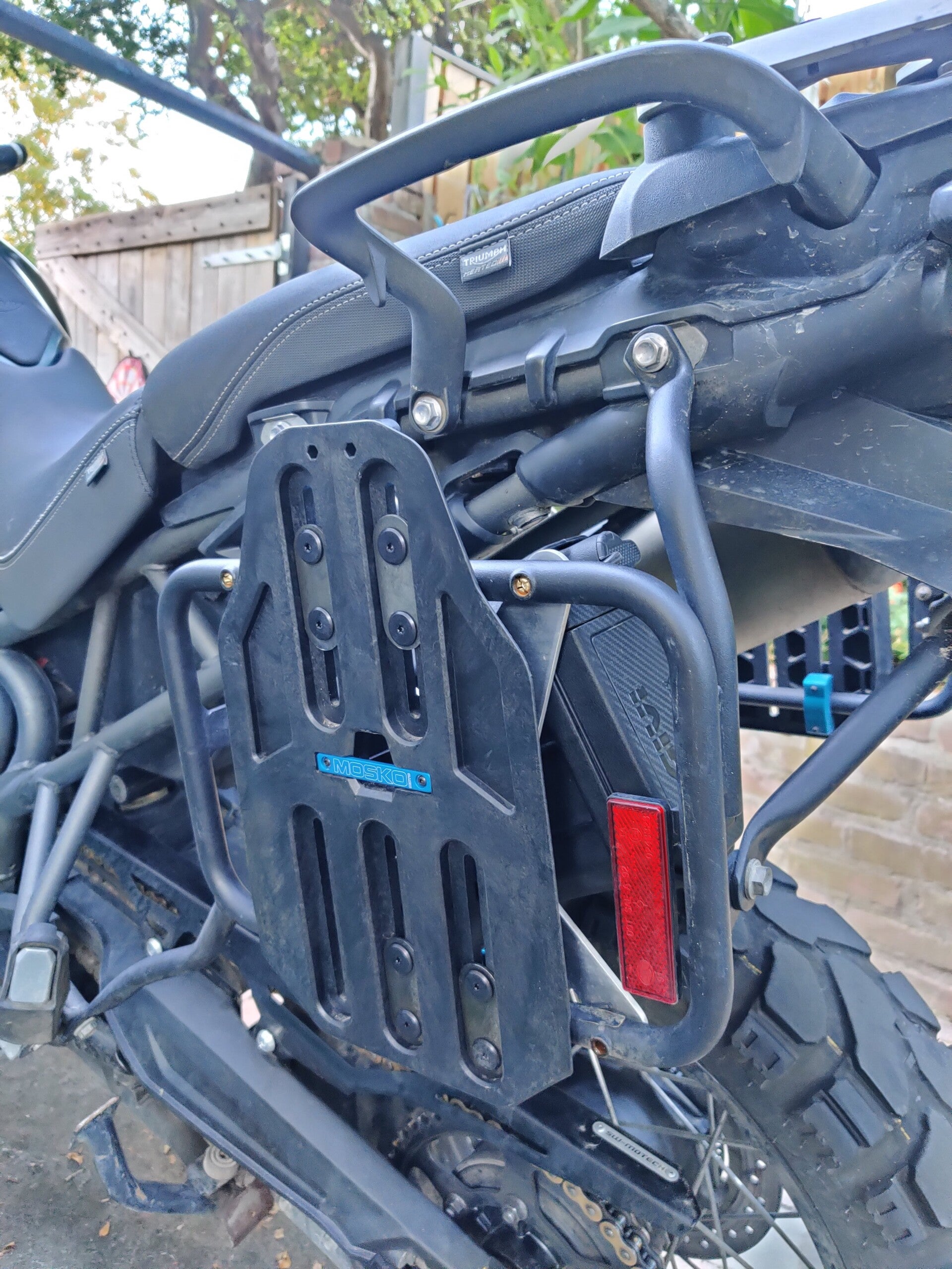 Triumph Tiger 1200 mounting plate / bracket for GIVI S250 Toolbox | ADV ...