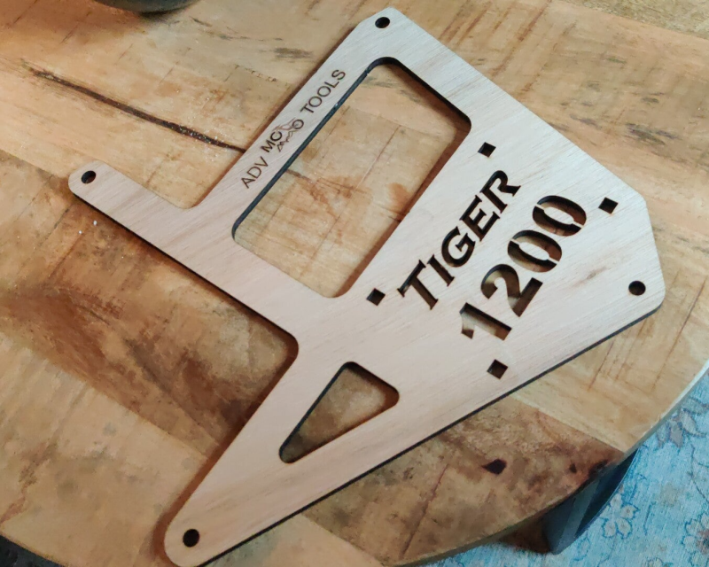 Tiger 1200 givi toolbox s250 test bracket 2.