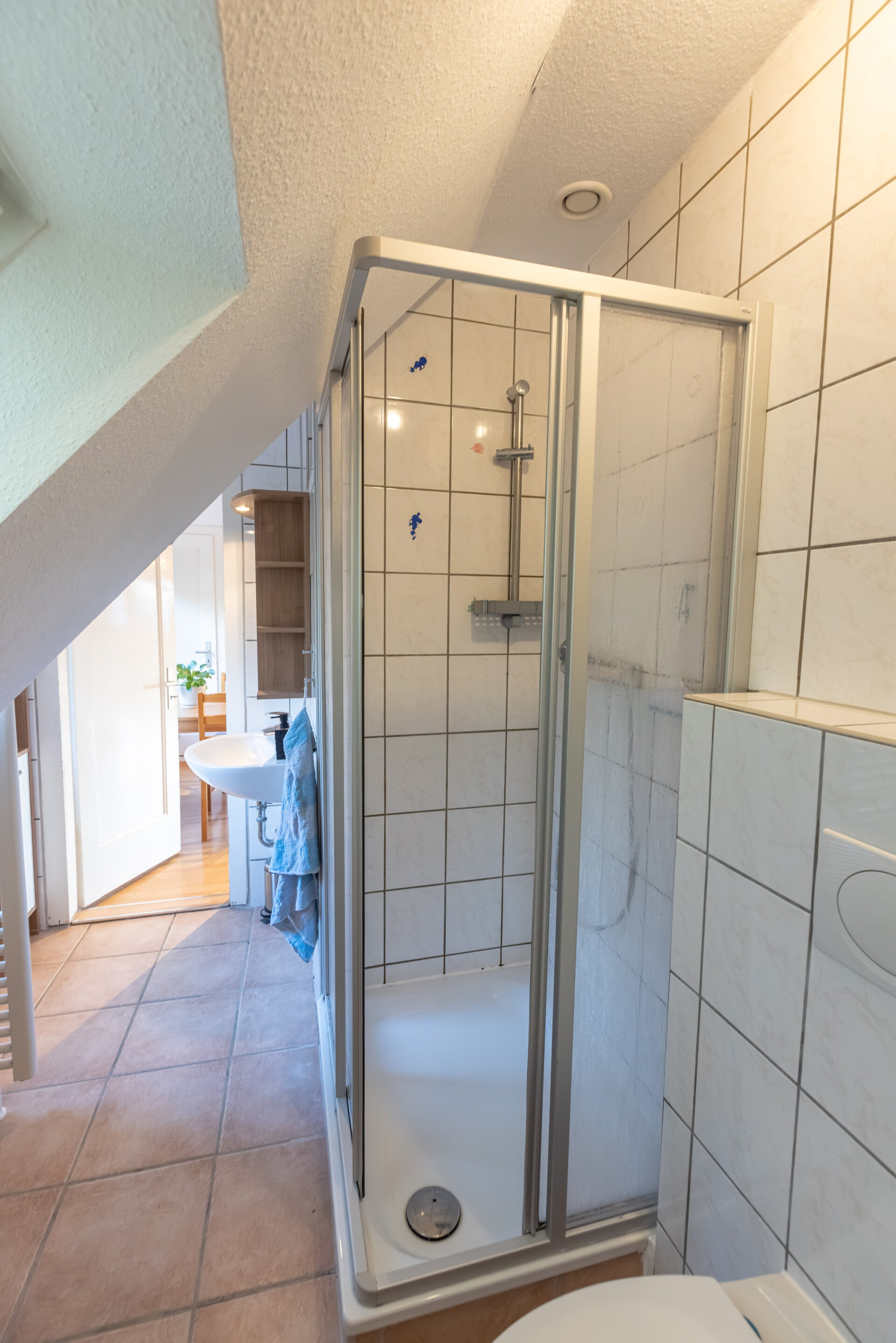 2-og-badezimmer-2-standard-oa8pix.jpg