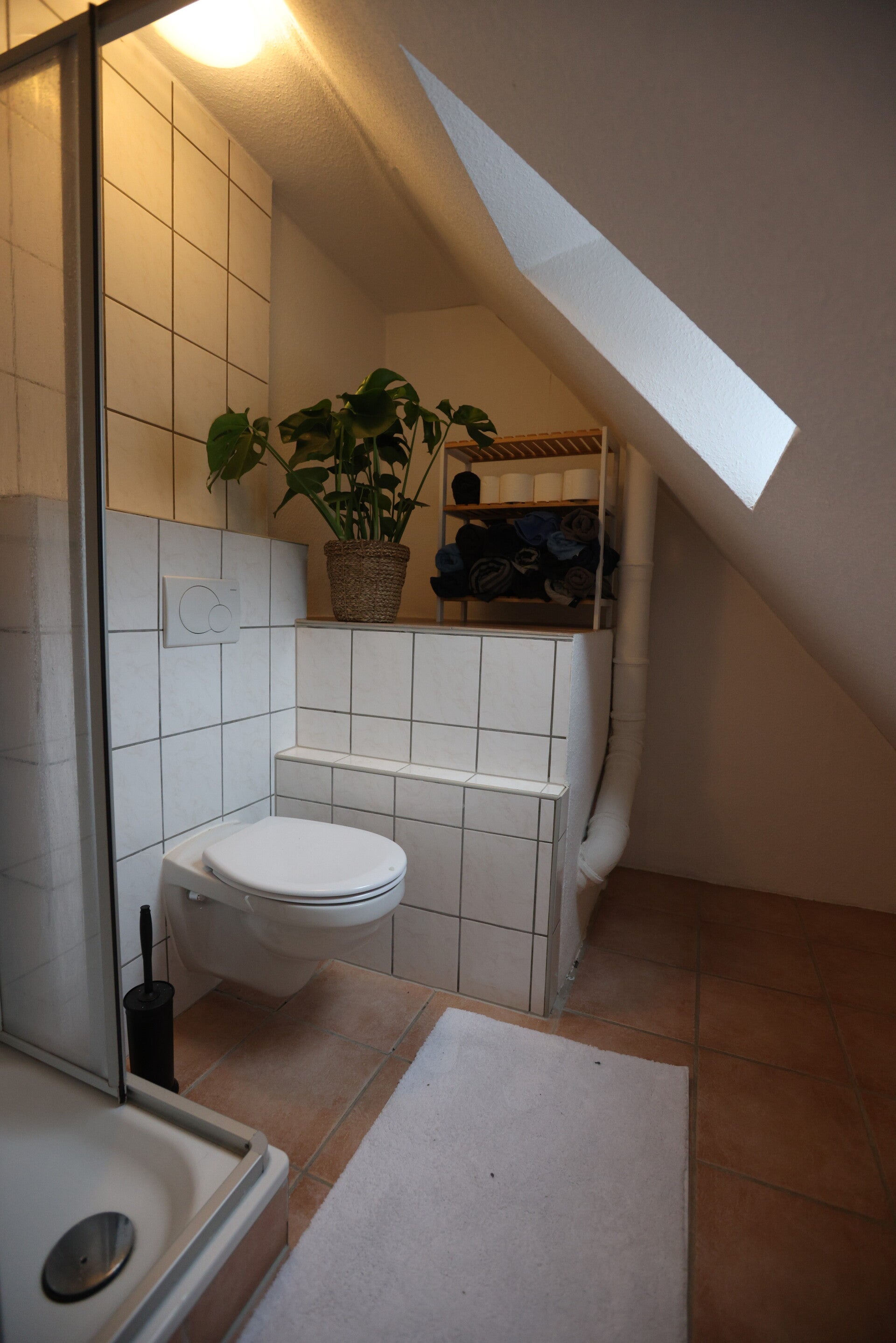 2-og-badezimmer-4-standard-lpjsj2.jpg