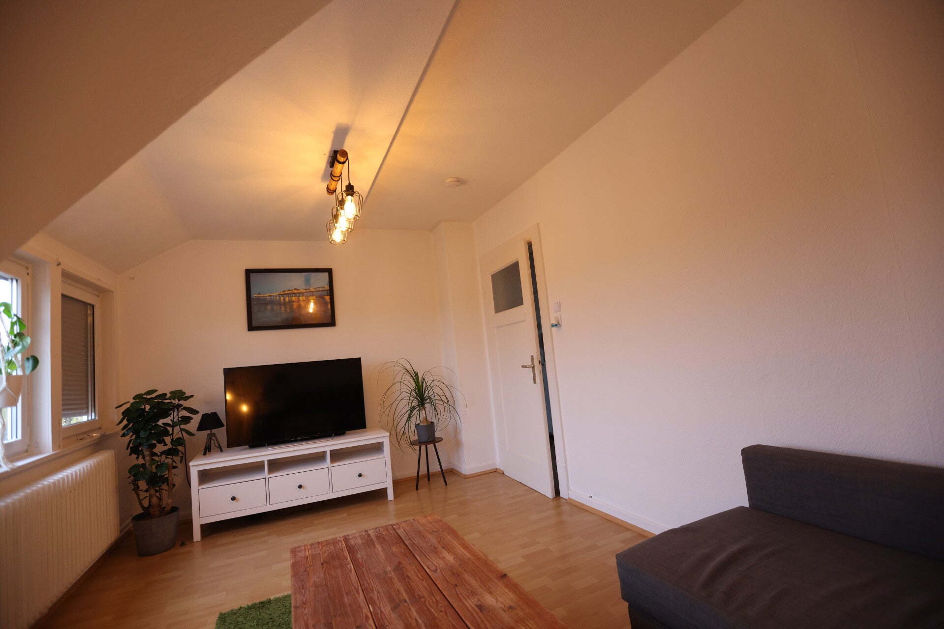 2-og-wohnzimmer-2-standard.jpg
