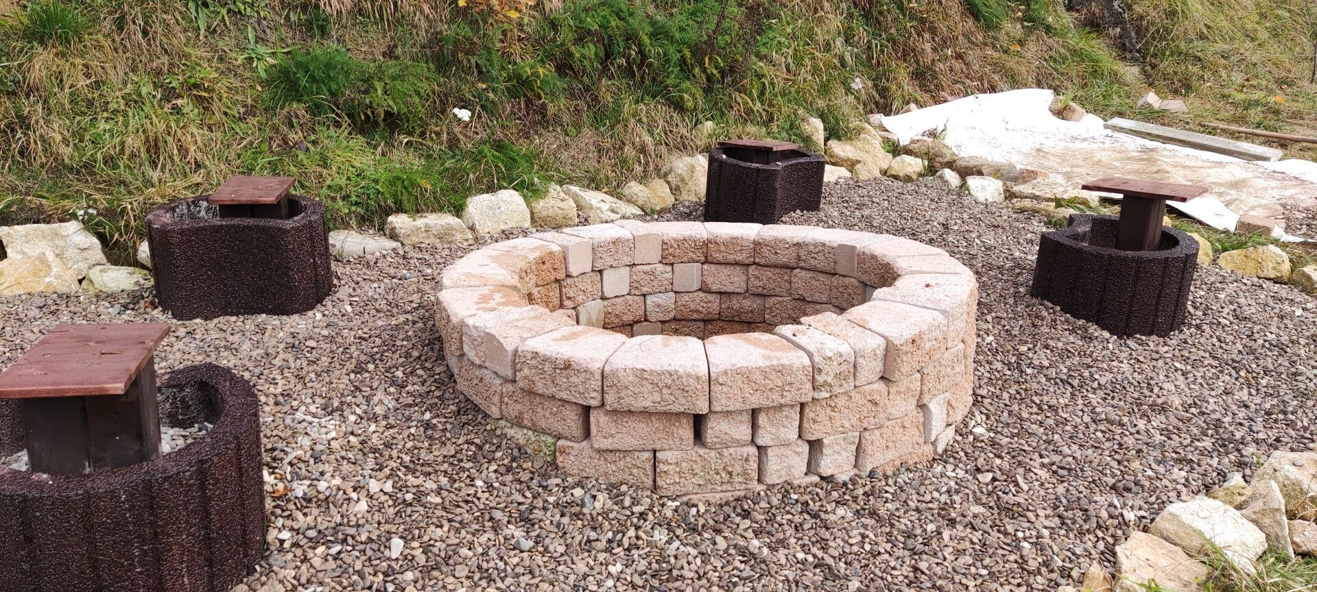 garten-oben-feuerstelle-standard.jpg