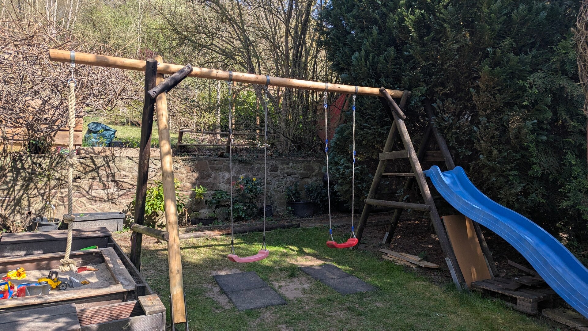 garten-unten-schaukel-standard.jpg