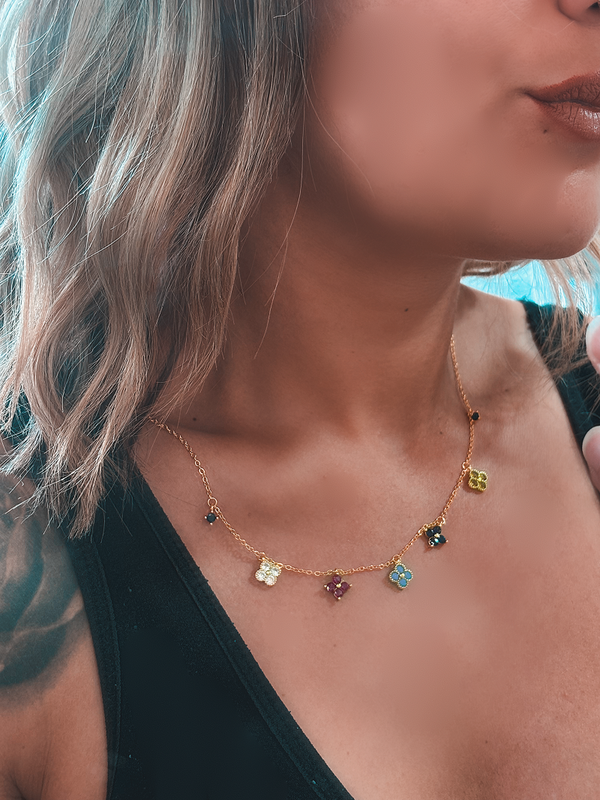 Collier trèfle doré et multicolore