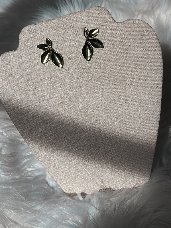 Boucle d’oreille florale