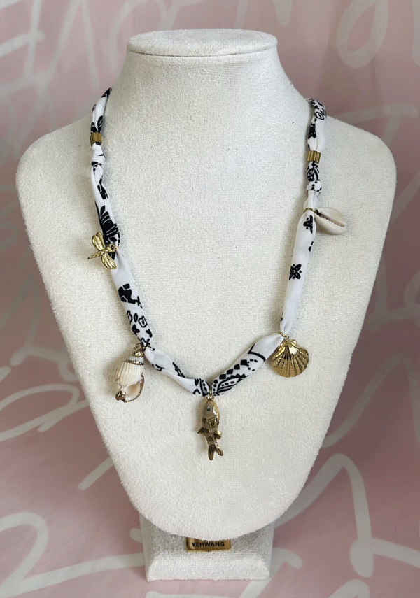 Beachie ★ Necklace black & white