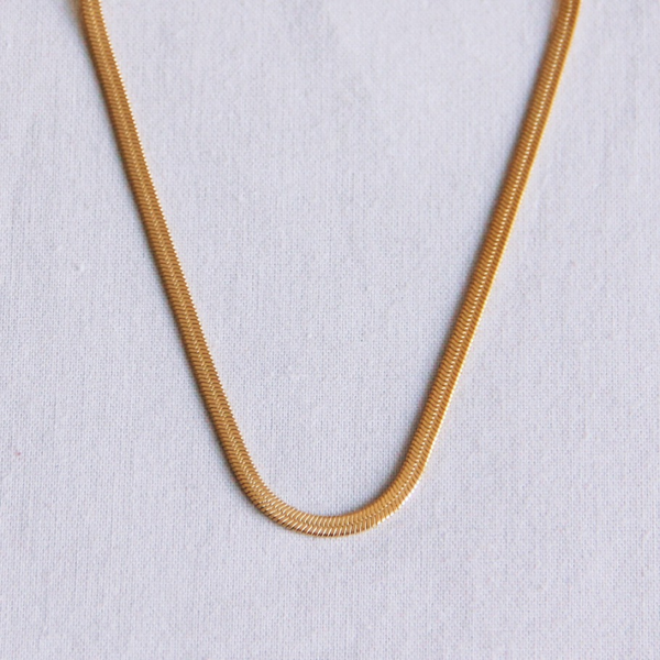 Platte “Snake” ketting – goud