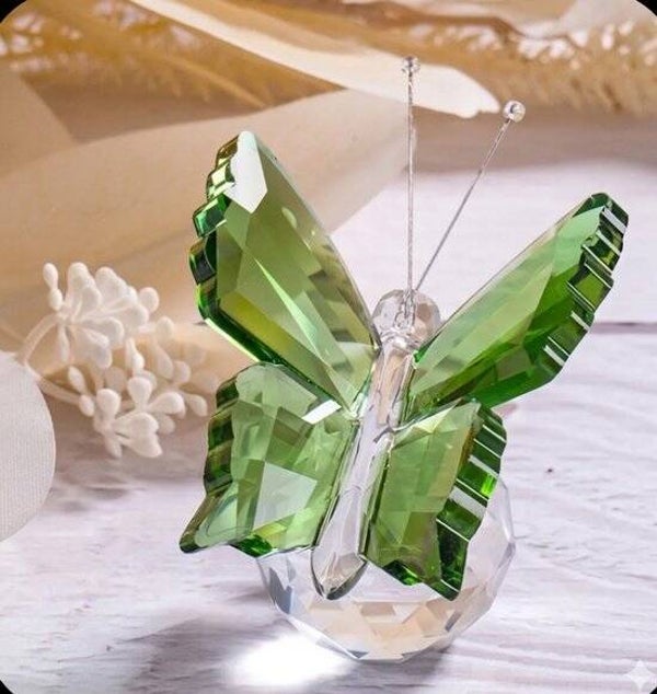 Groene vlinder kristal