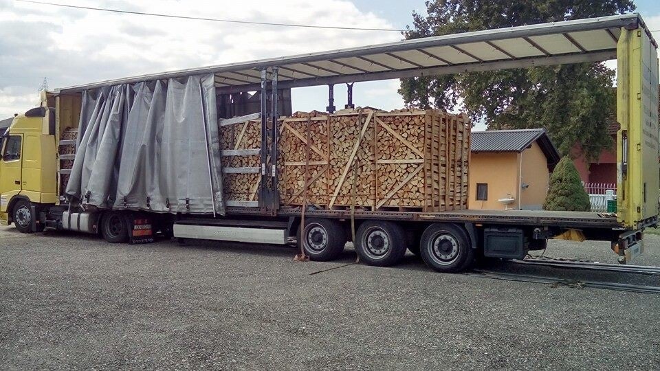 Lkw Ladung Kaminholz Buche