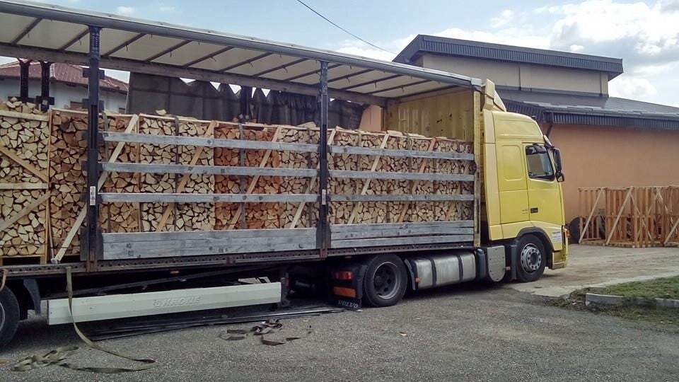 Lkw Ladung Kaminholz Eiche